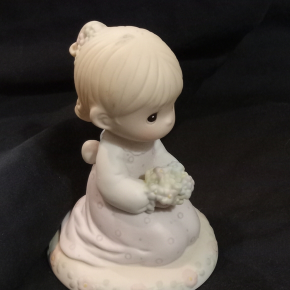 Precious Moments Cream and Pink Figurine - Picture 6 of 8